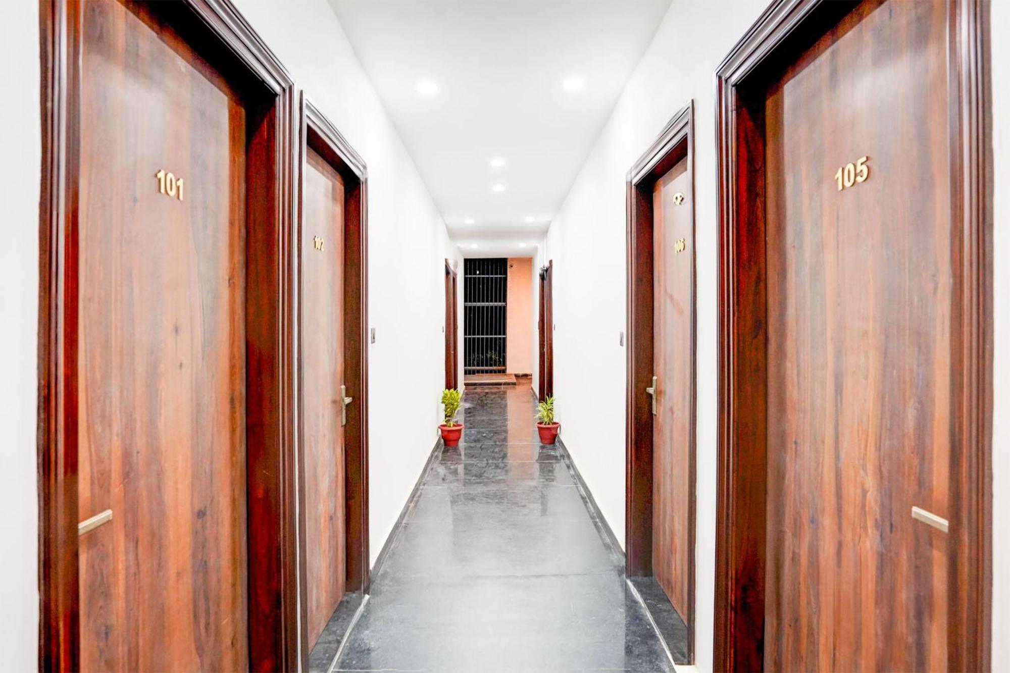 Hotel Super Collection O 63 A Noida Exterior foto