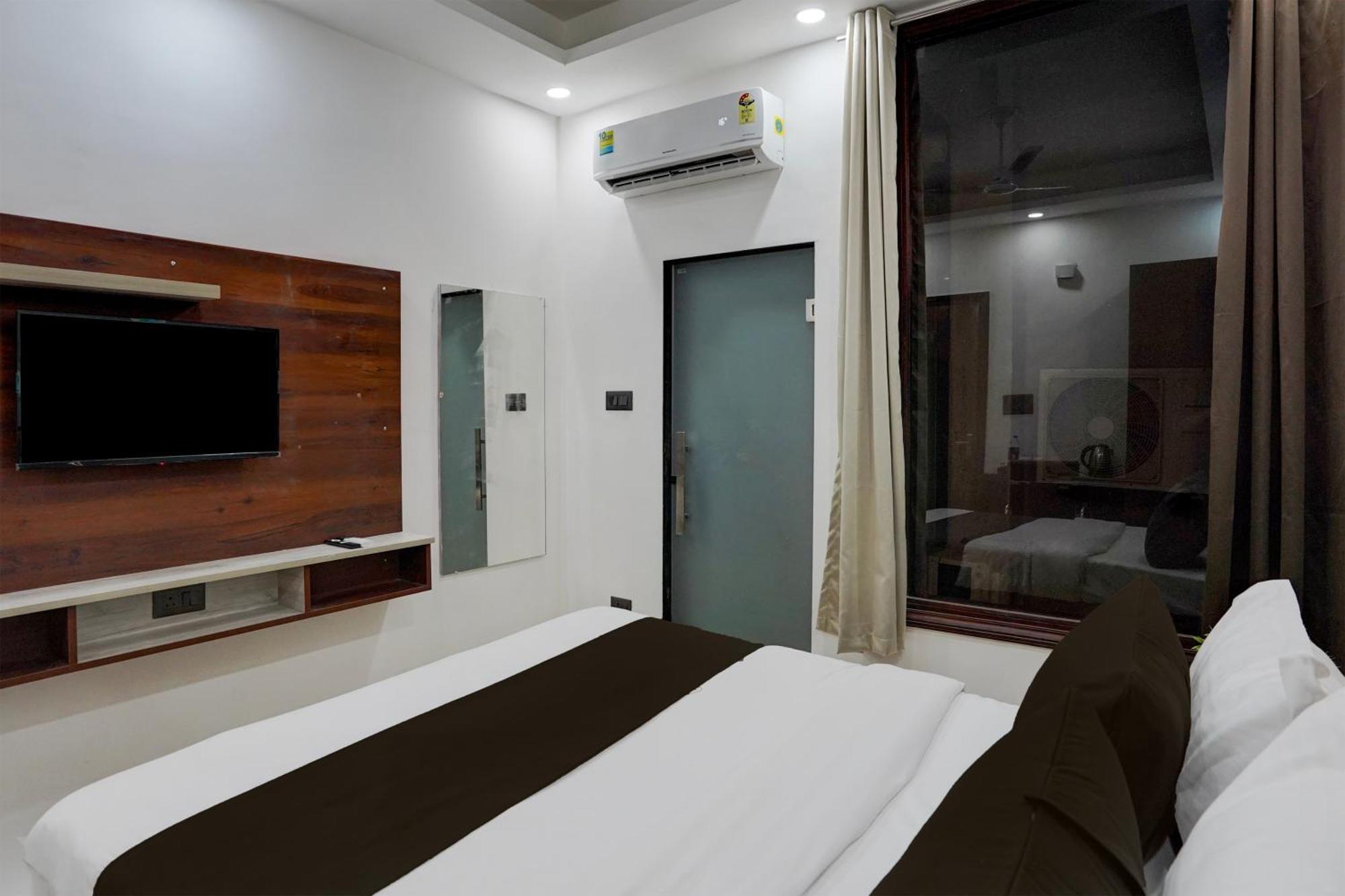 Hotel Super Collection O 63 A Noida Exterior foto